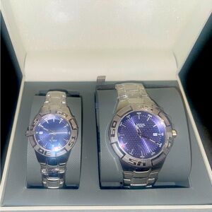 Fossil Man & Woman’s watches.